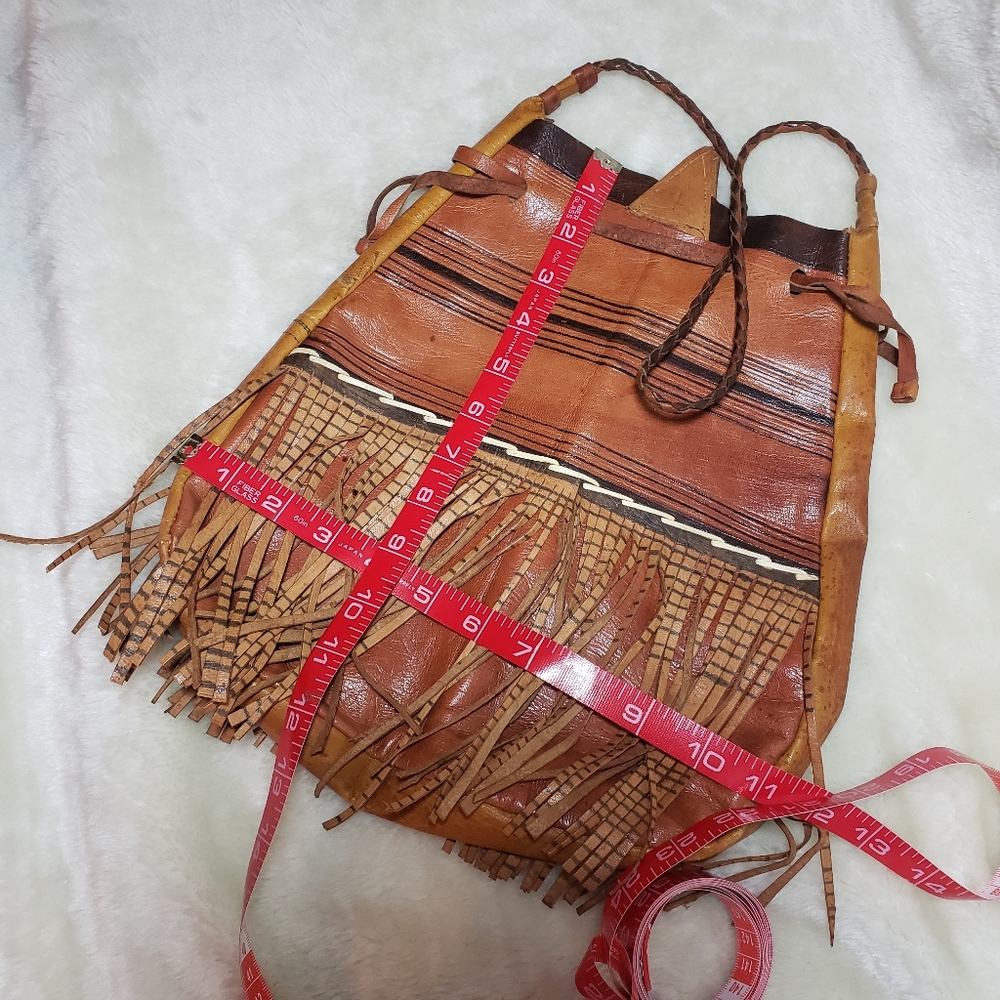 Vintage Ghana Shoulder Handbag, Fringe, bucket style - Picture 4 of 7